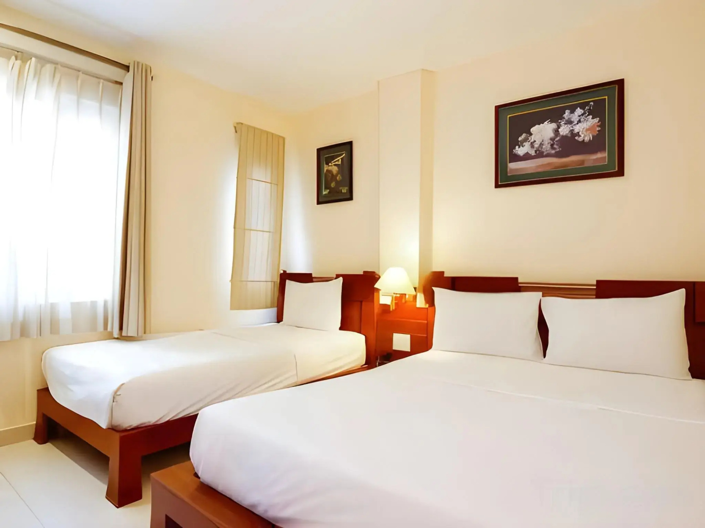 Photo - Ipeace Hotel