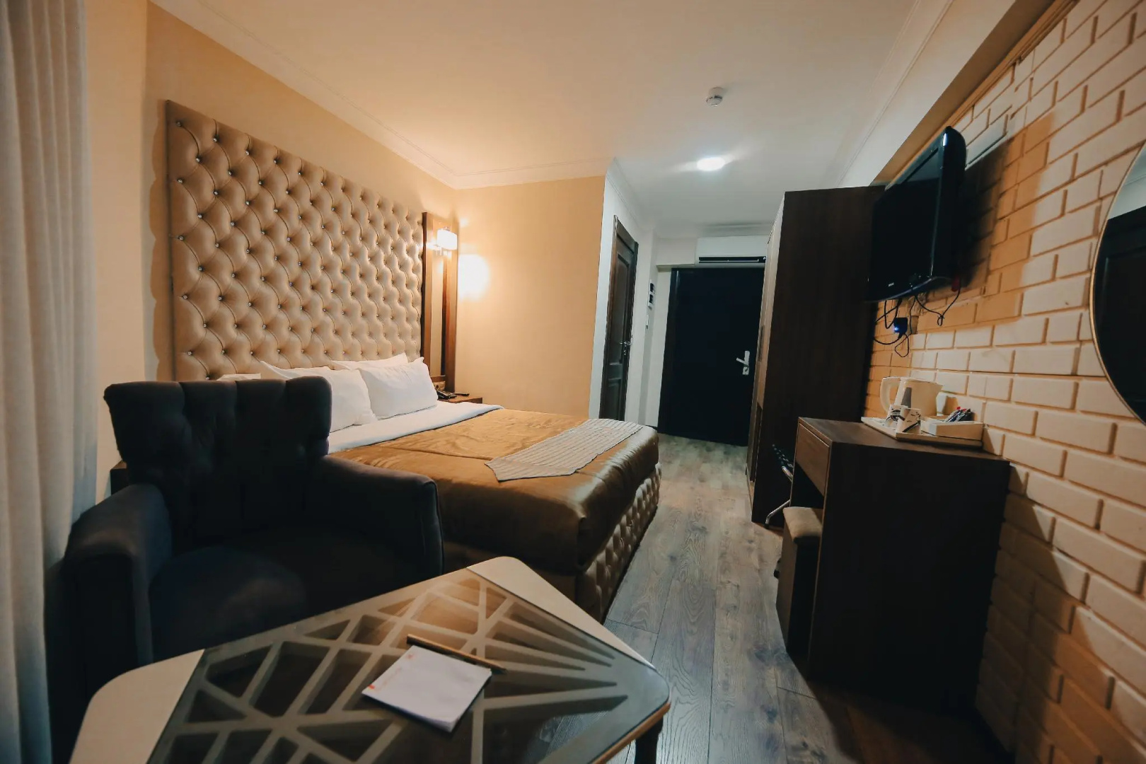 Foto - Red Green Hotel