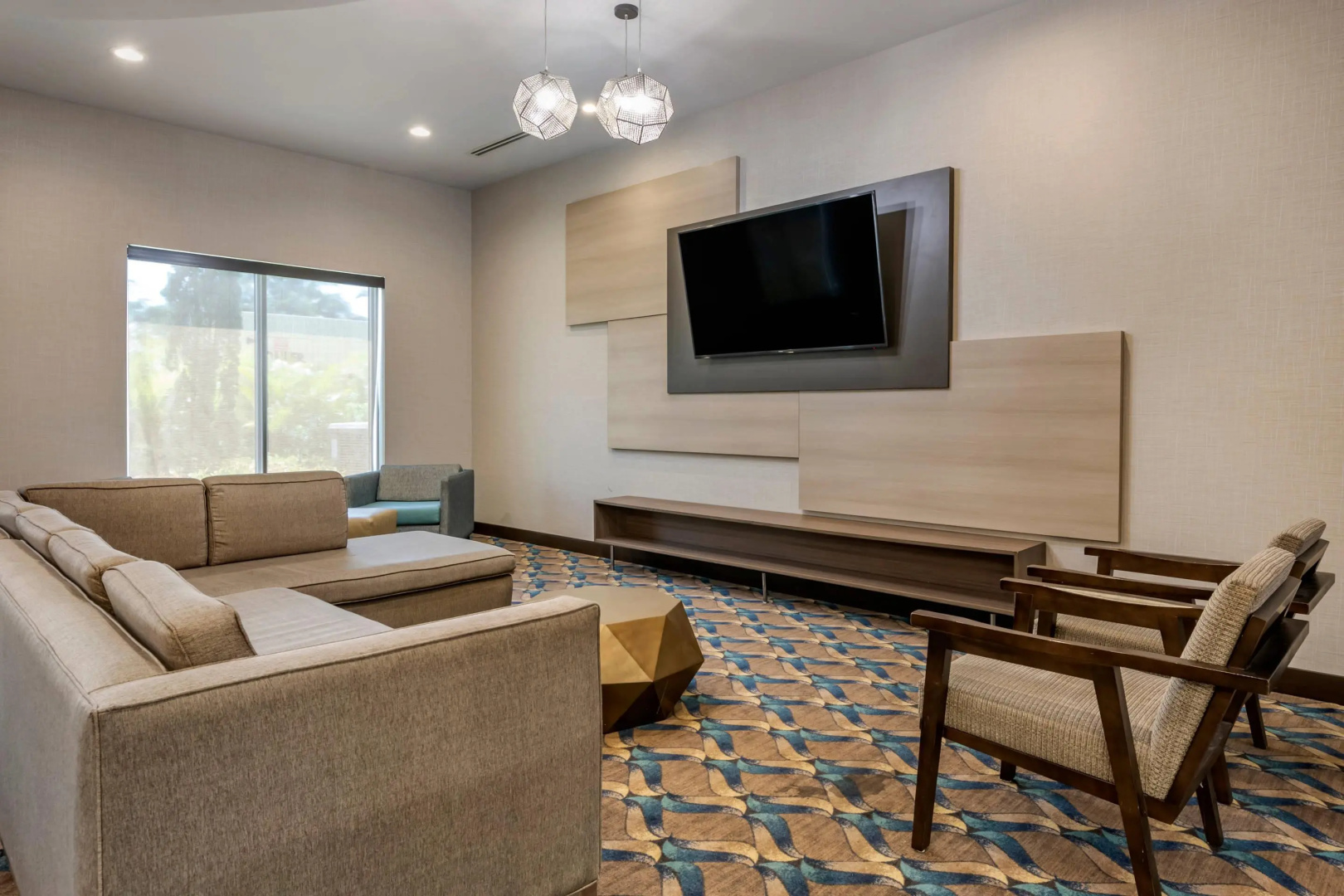 Foto - Comfort Suites Fort Lauderdale Airport & Cruise Port