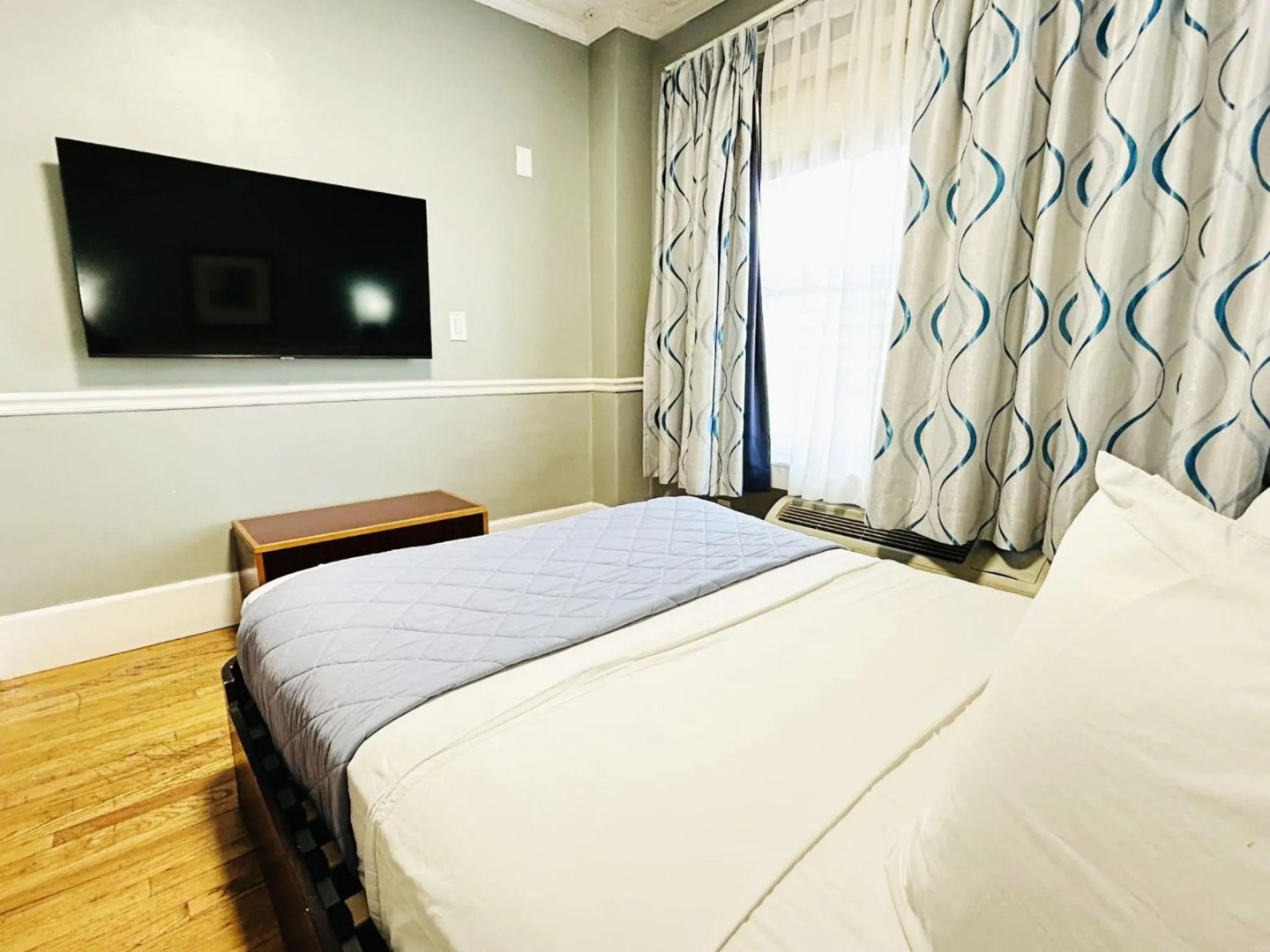 Photo - Ponce De Leon Hotel