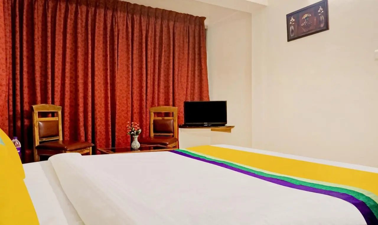 Photo - Itsy Hotels Crown Inn