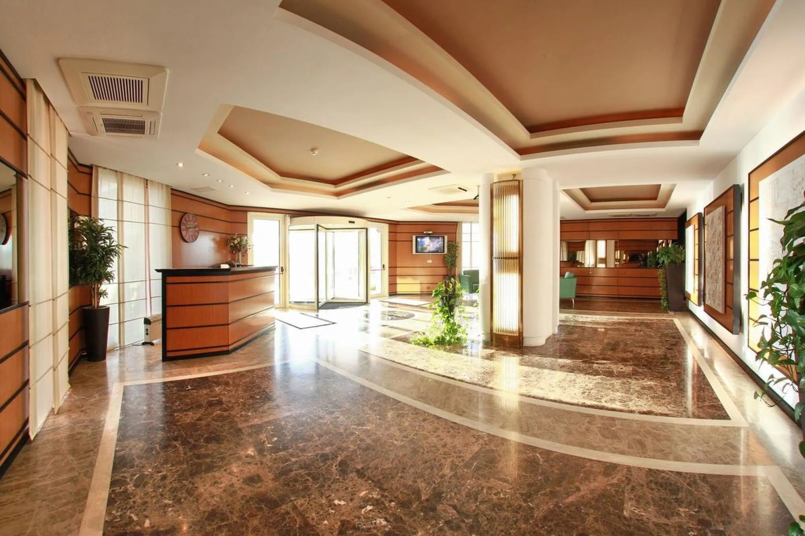 Photo - Monte Carlo Palace Rooms
