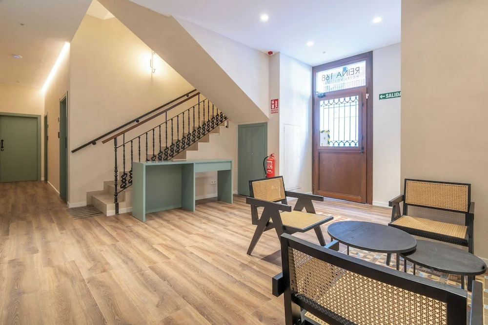 Foto - VLC HOST - Reina 168