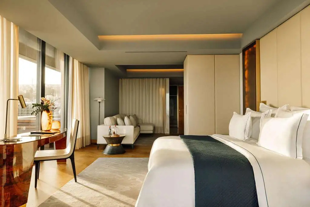 Photo - The Reserve - within Savoy Palace - The Leading Hotels of the World