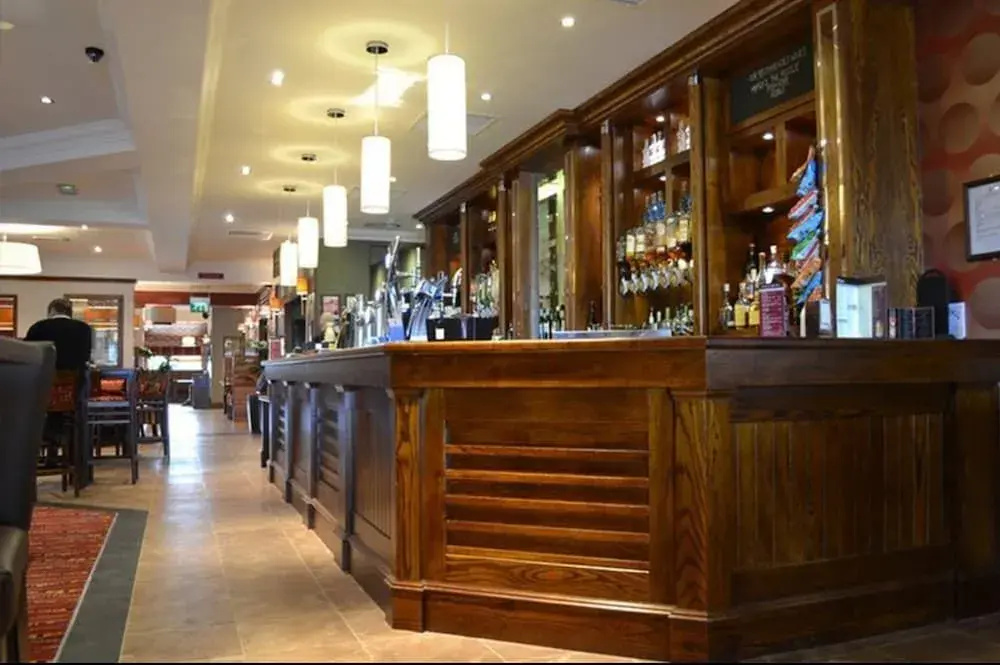 Photo - Wellington Hotel by Greene King Inns