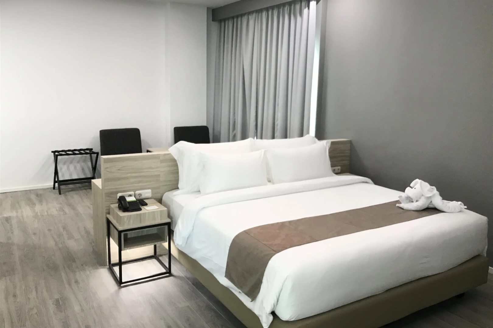 Photo - Sparks Life Jakarta, ARTOTEL Curated