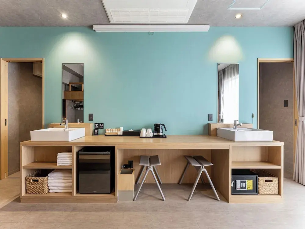 Foto - LACER OKINAWA NAHA Tomariport