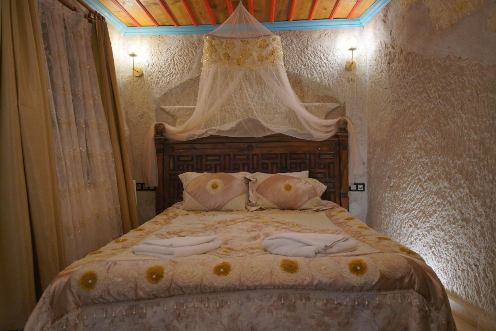 Photo - Travel Inn Cave Hotel