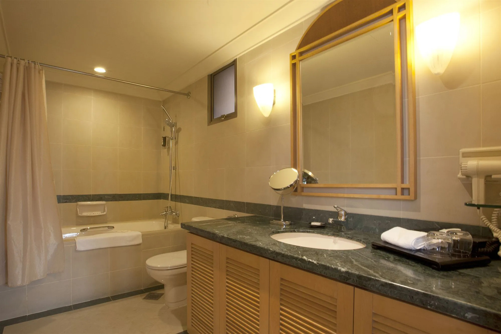 Foto - Lanson Place Winsland, Singapore