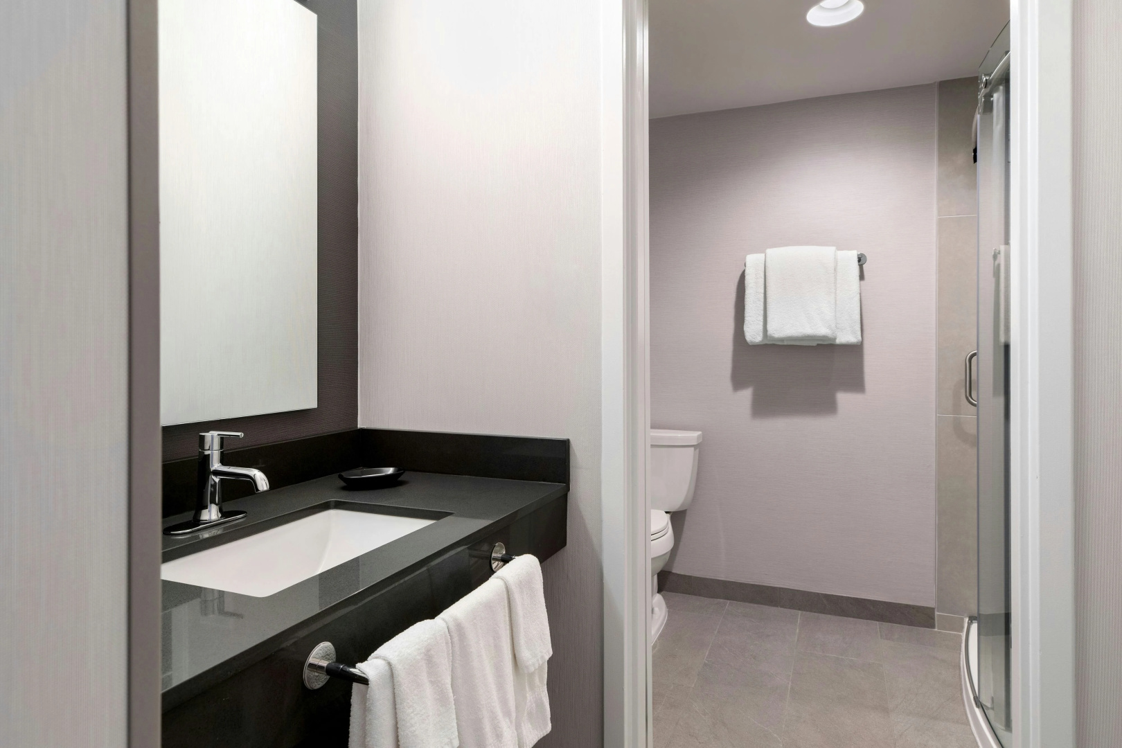 Photo - Courtyard by Marriott Pittsburgh Airport