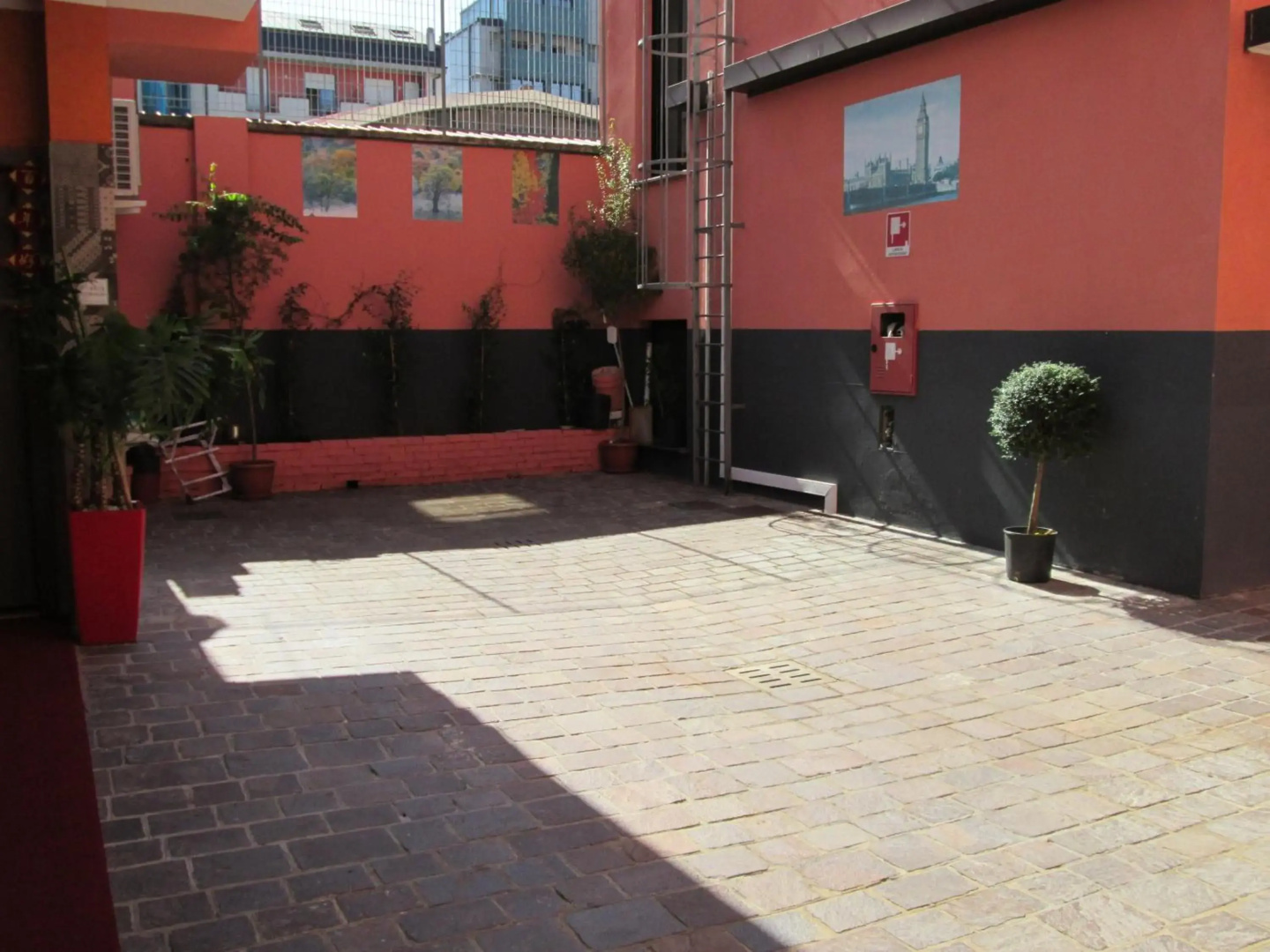 Photo - Igiban Hotel