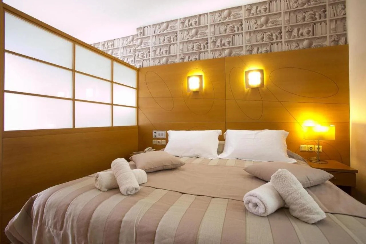 Photo - City Life Port Hotel
