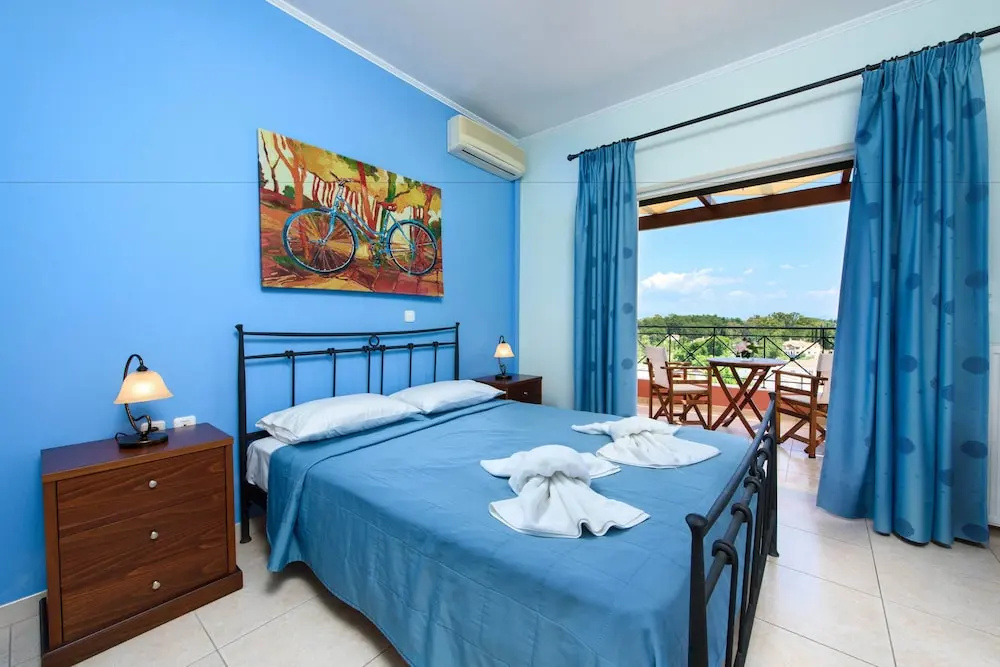 Photo - Il Tesori Dassia Villas