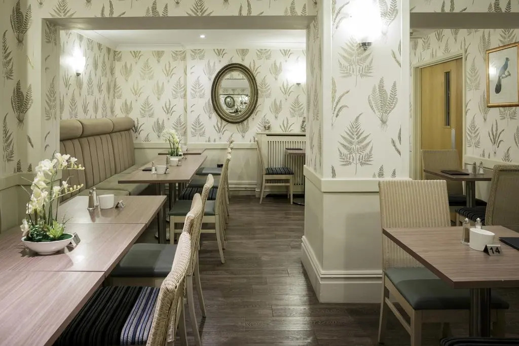 Photo - Princes Square Hotel