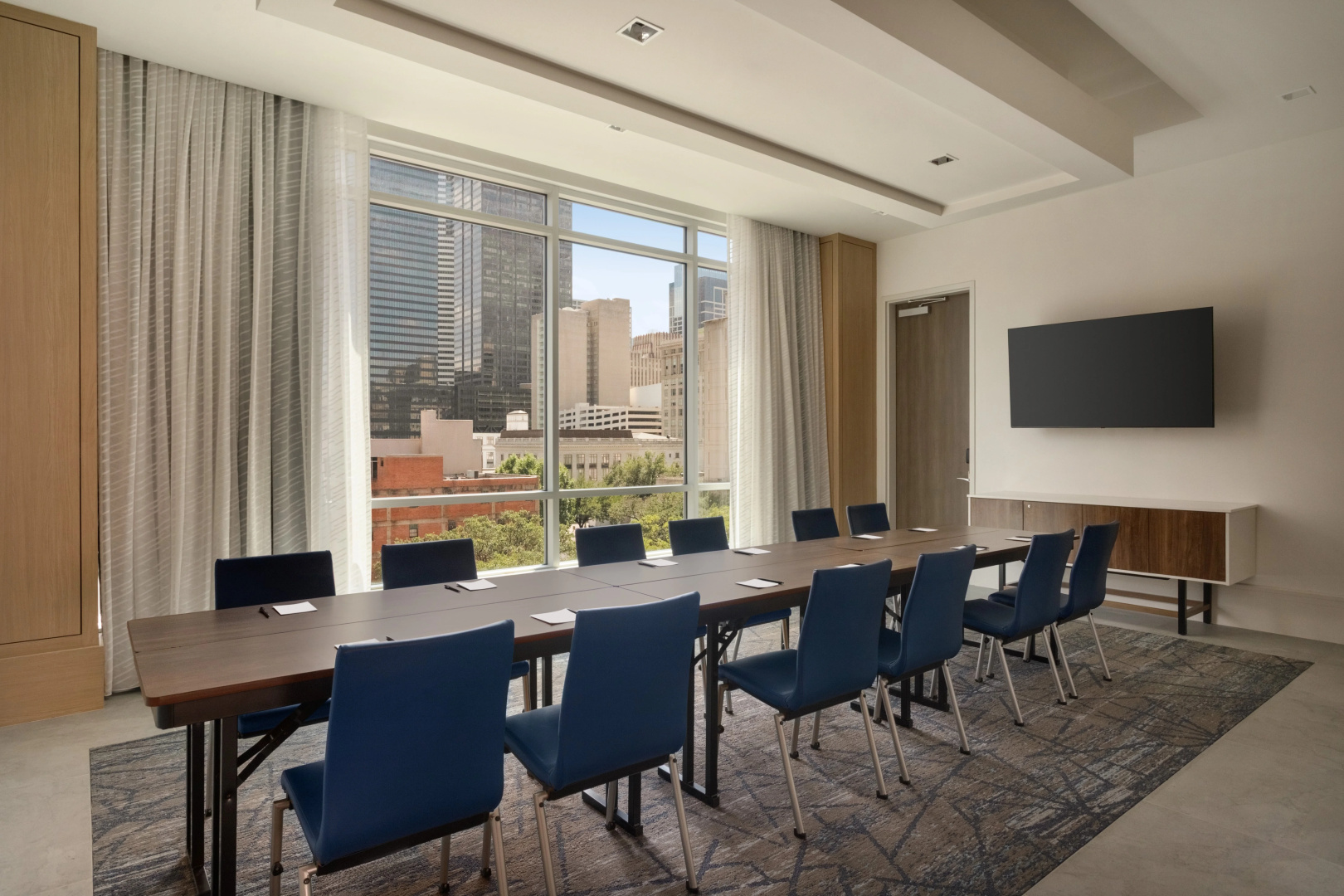 Photo - Staybridge Suites Houston Downtown by IHG