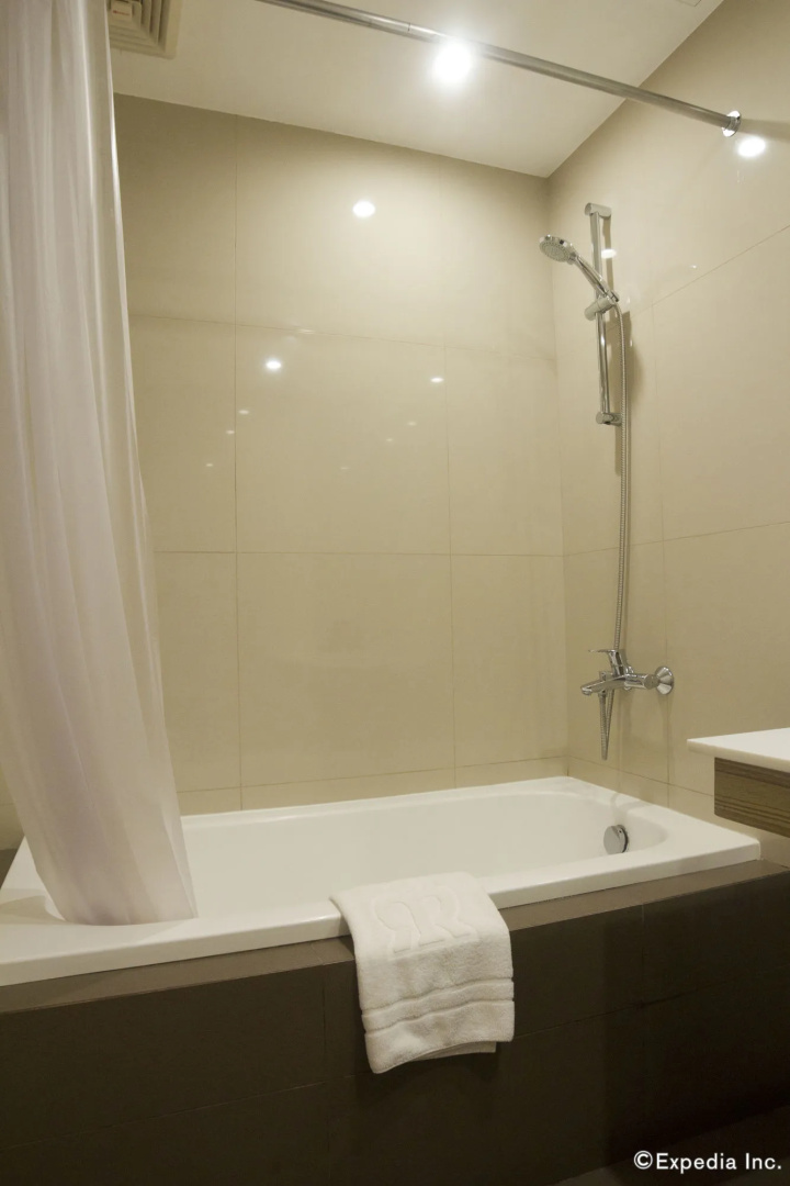 Photo - Rothman Hotel