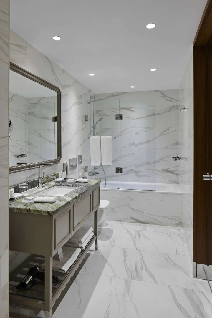 Foto - TITANIC Chaussee Berlin