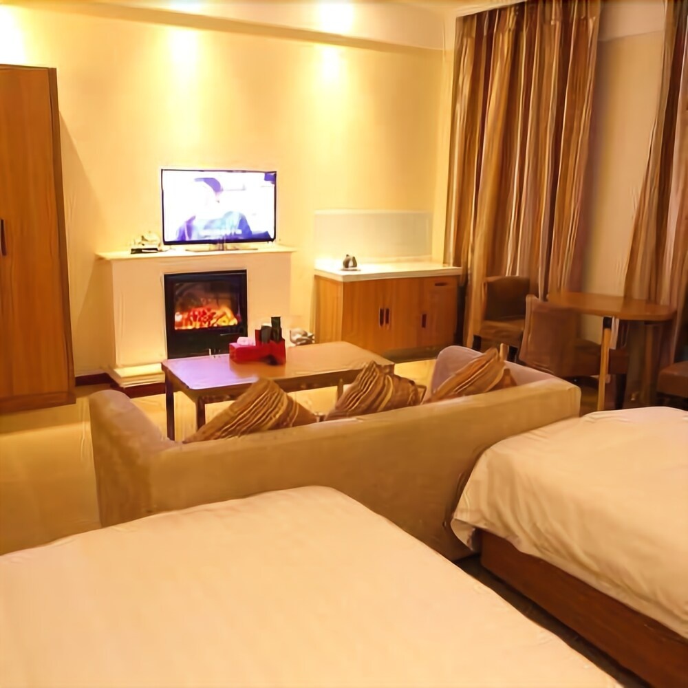 Shangalila Luxury Hotel