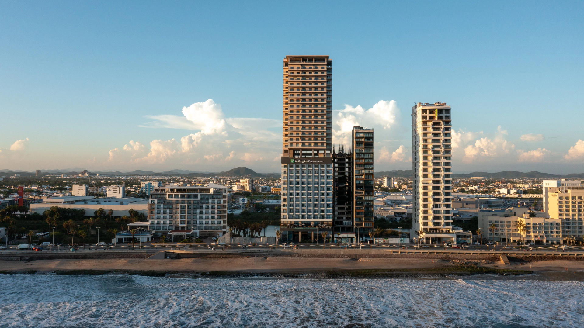 Foto - Holiday Inn Express & Suites Hotel Mazatlan by IHG