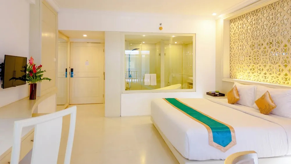 Photo - Ululani Bali