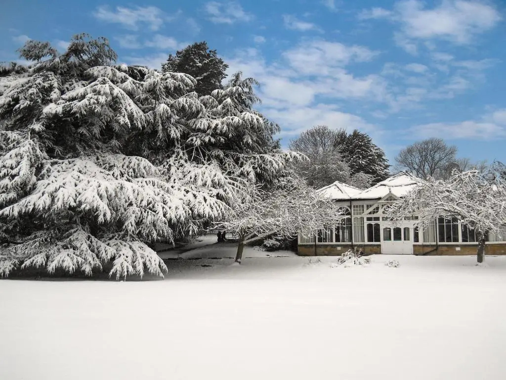 Photo - Classic Lodges The Old Swan Hotel