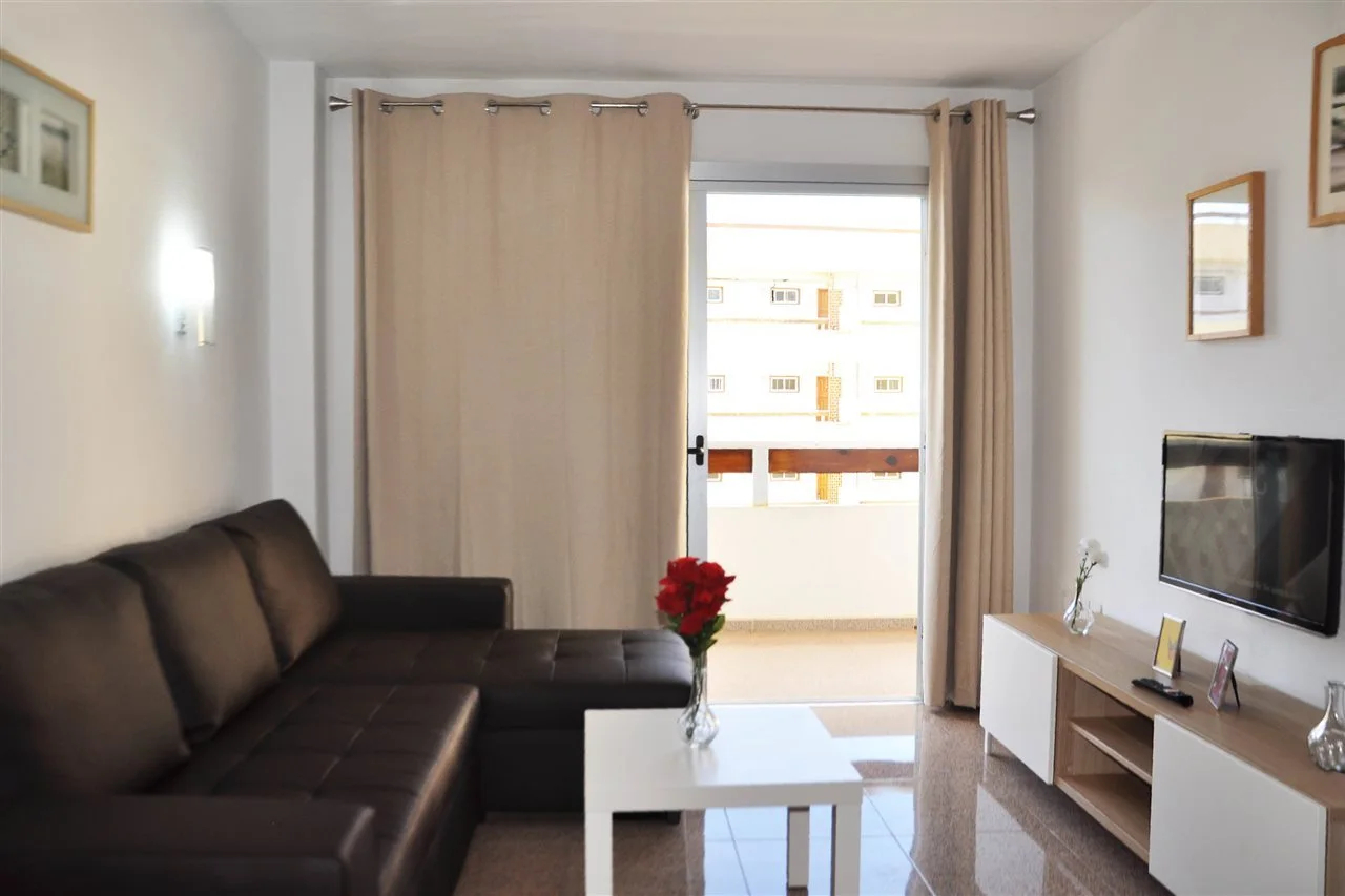 Photo - Las Camelias Apartments