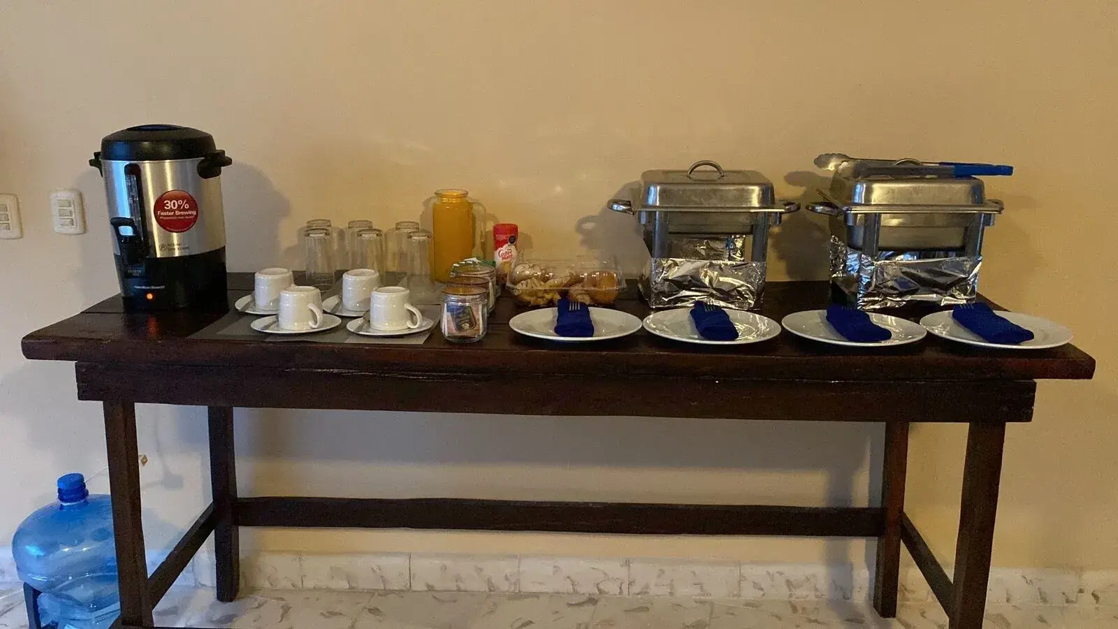 Photo - Luna Azul By Uvas