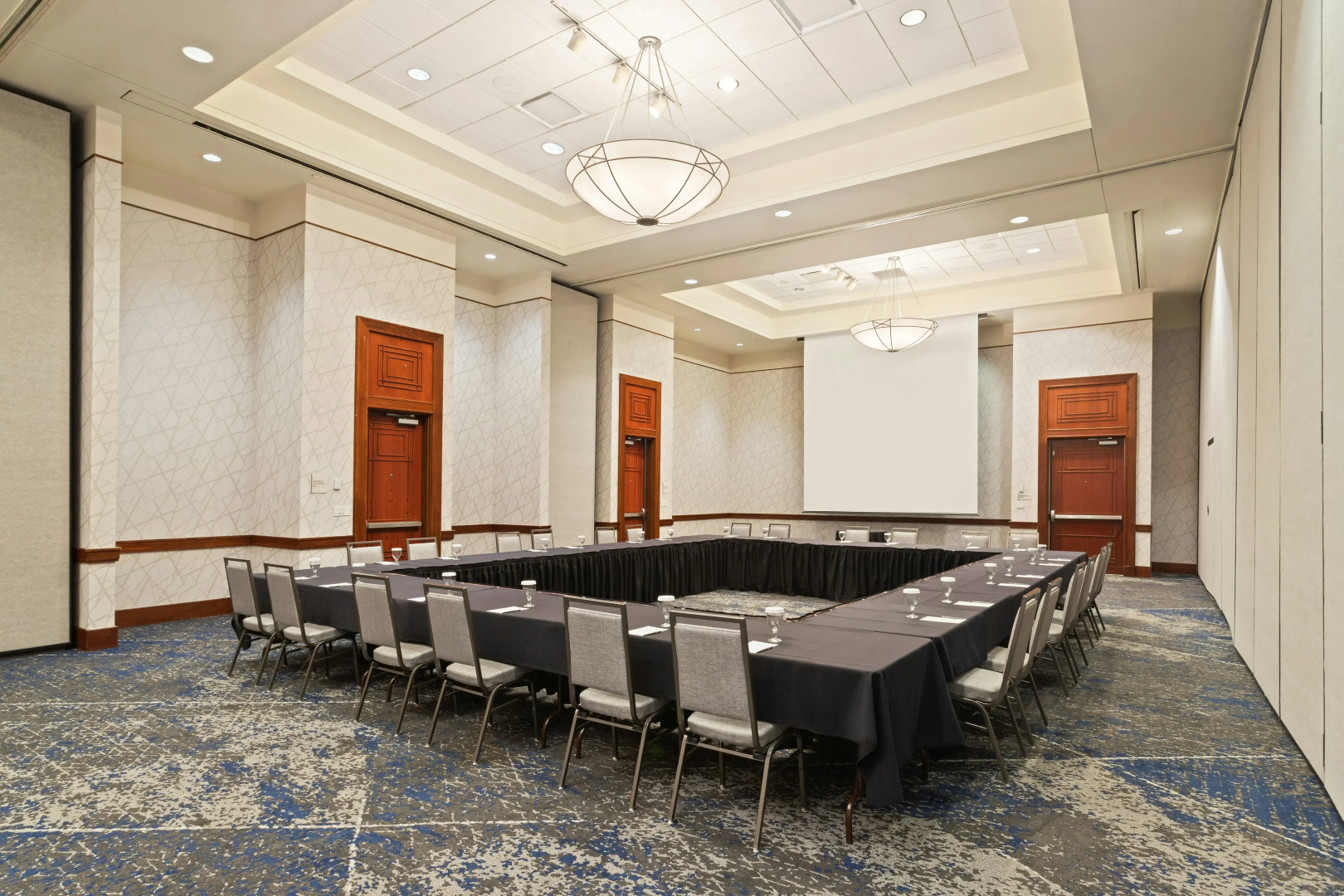 Photo - Embassy Suites by Hilton Tampa USF Near Busch Gardens