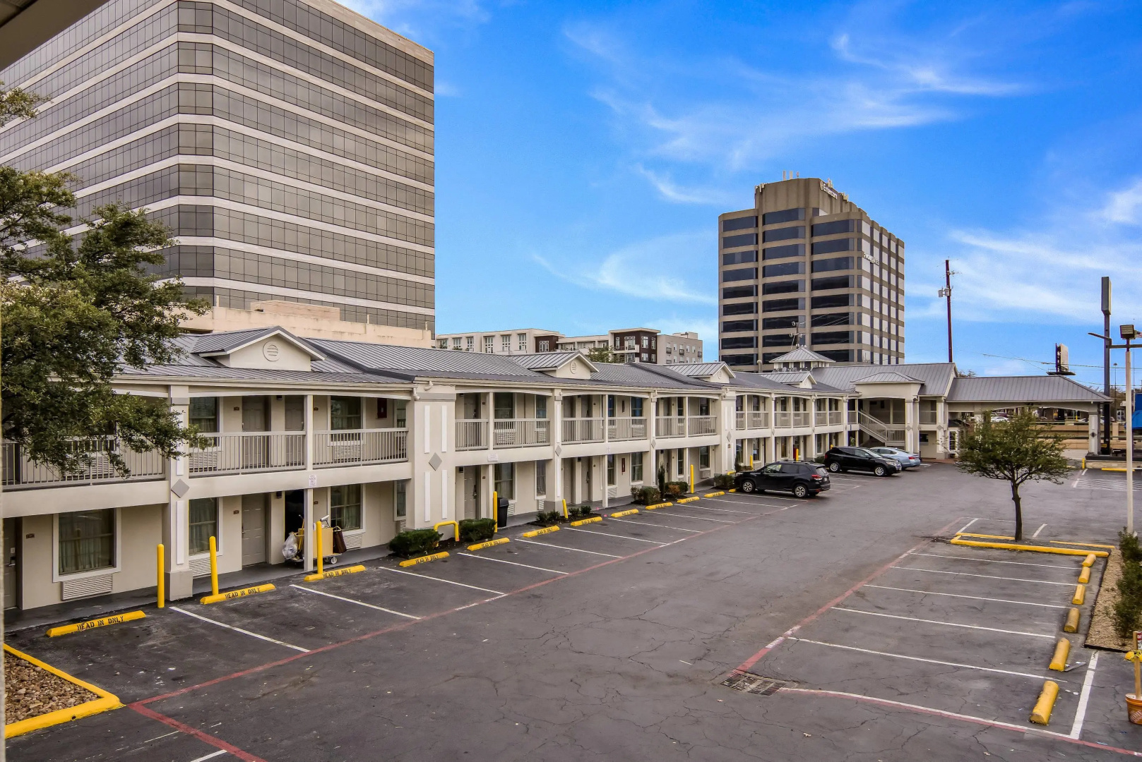 Photo - Quality Inn & Suites Dallas - Cityplace