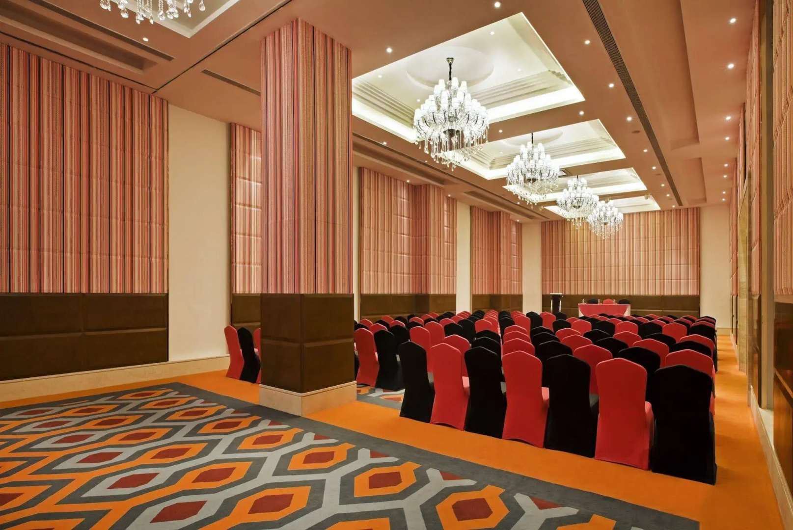 Foto - Zone By The Park , Bani Park Jaipur