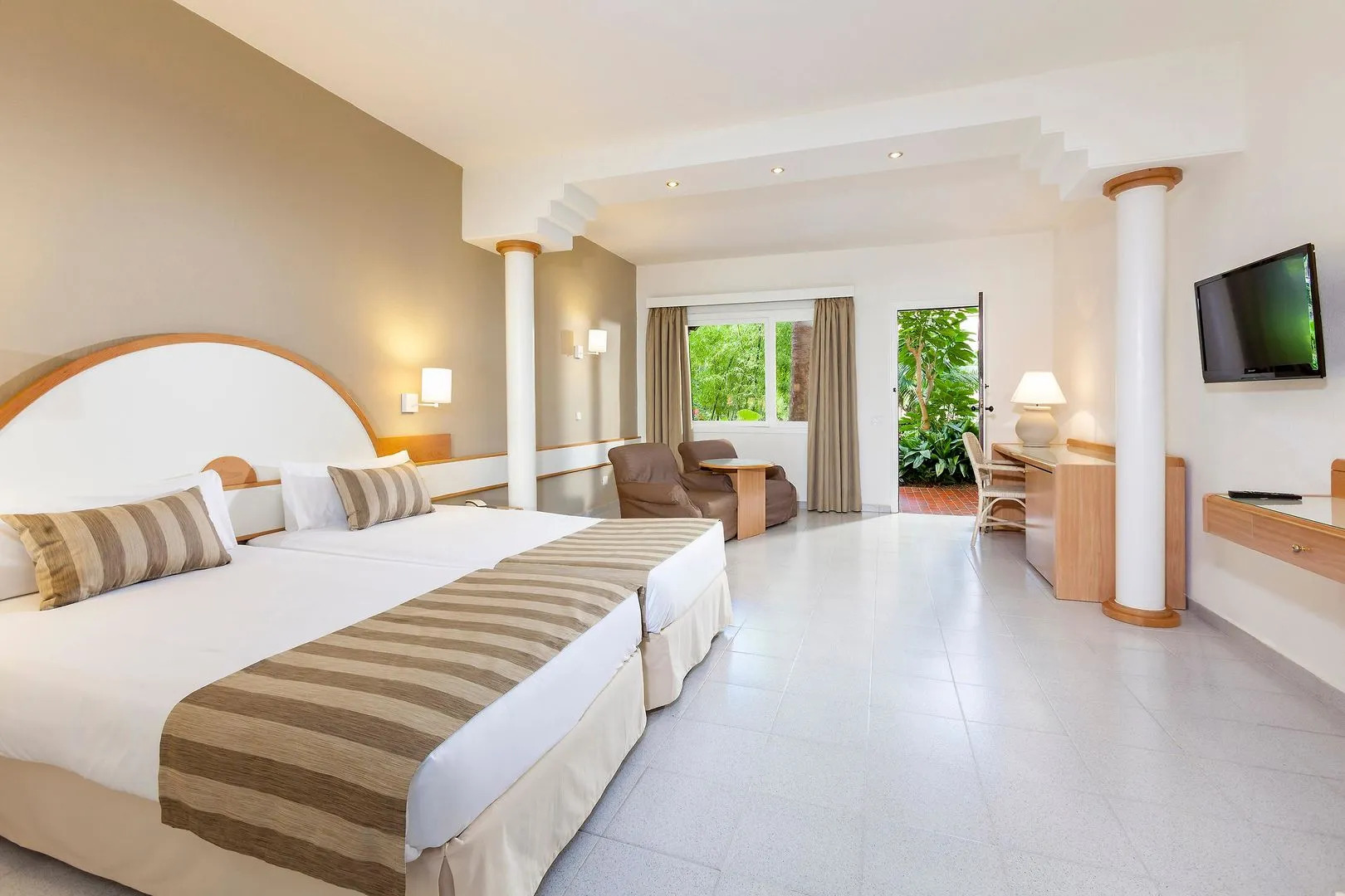 Photo - Radisson Resort & Residences Tenerife - Adults Only