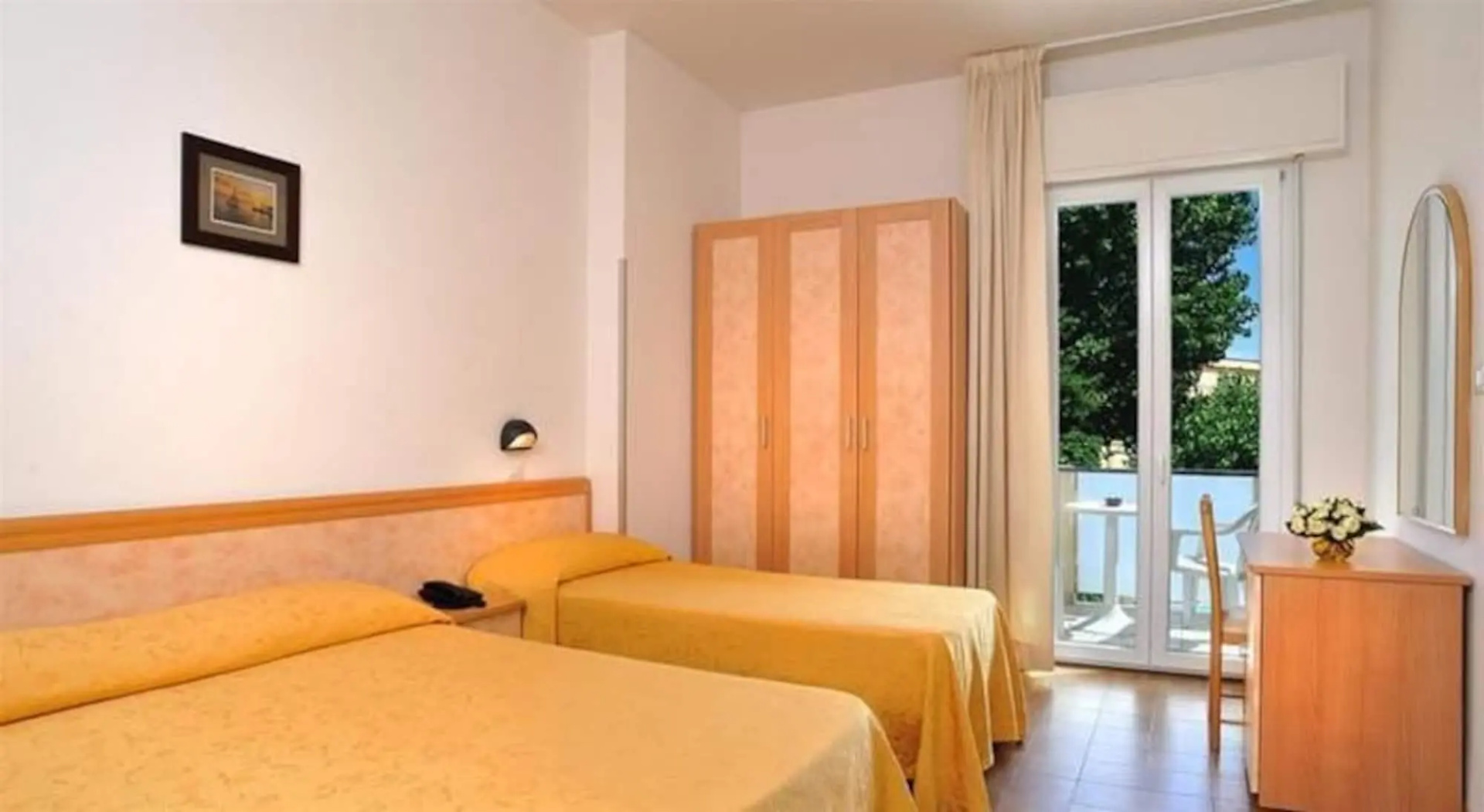 Photo - Hotel Oceanic