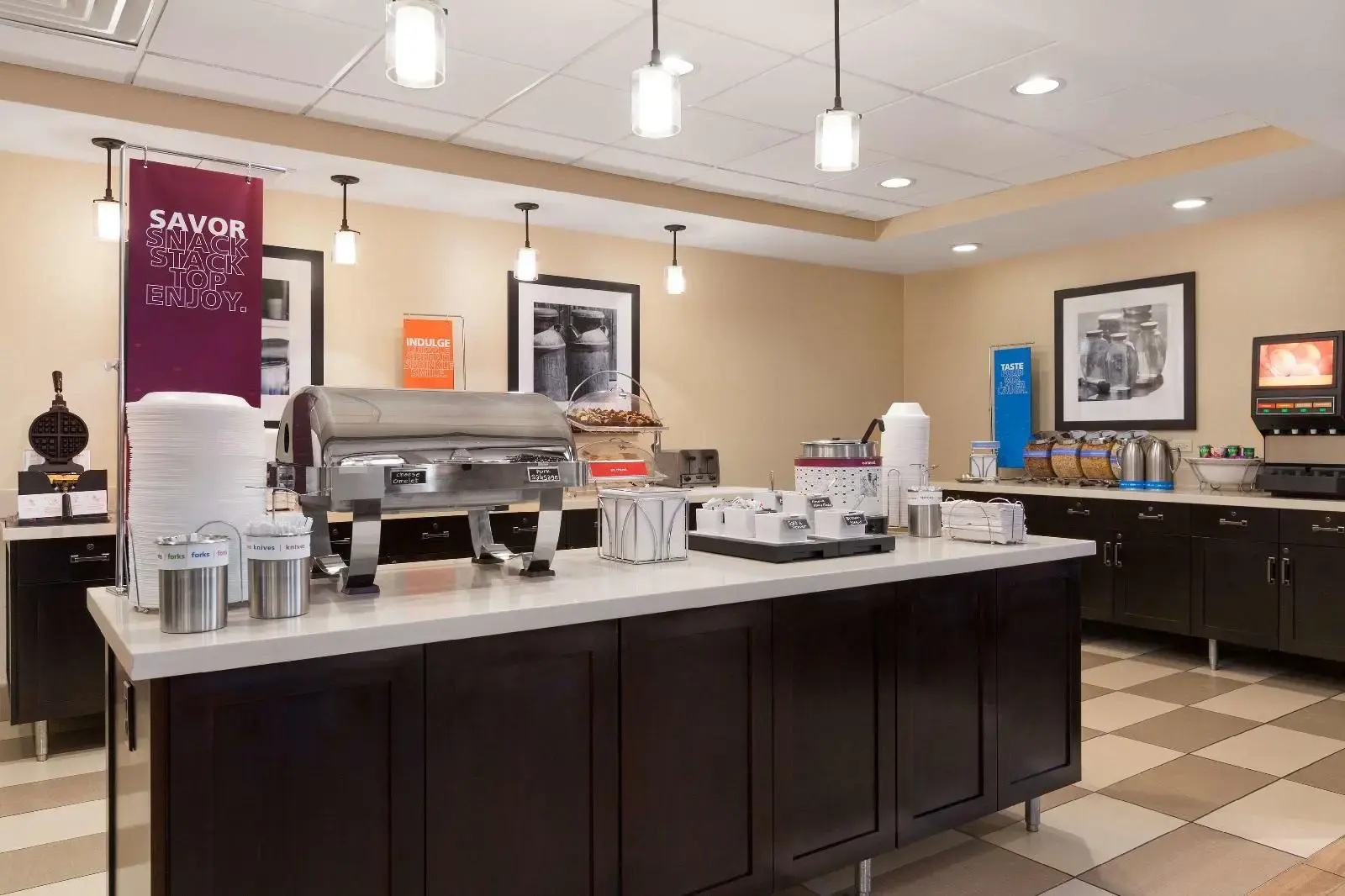 Photo - Hampton Inn & Suites San Bernardino