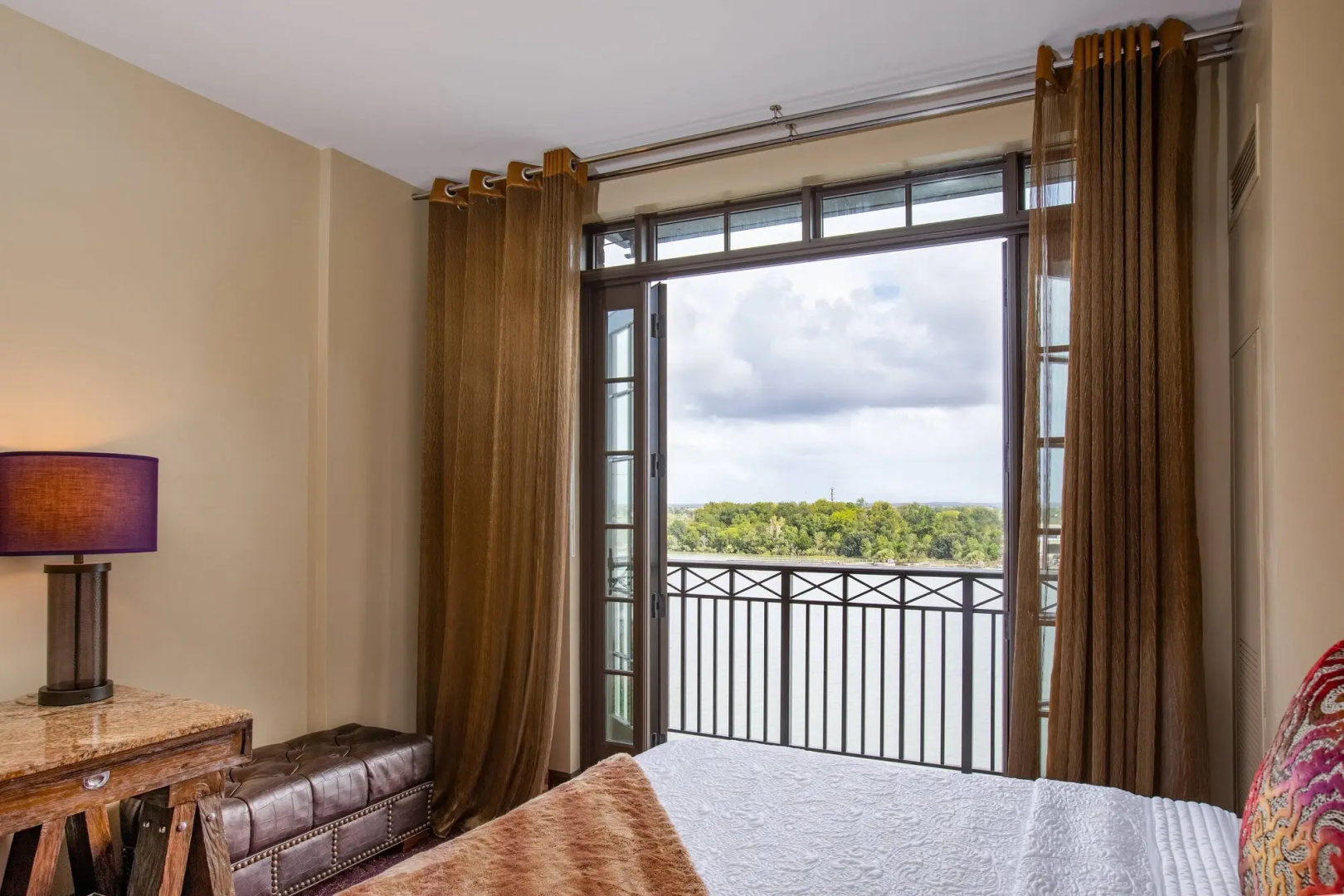 Photo - The Bohemian Hotel Savannah Riverfront, Autograph Collection