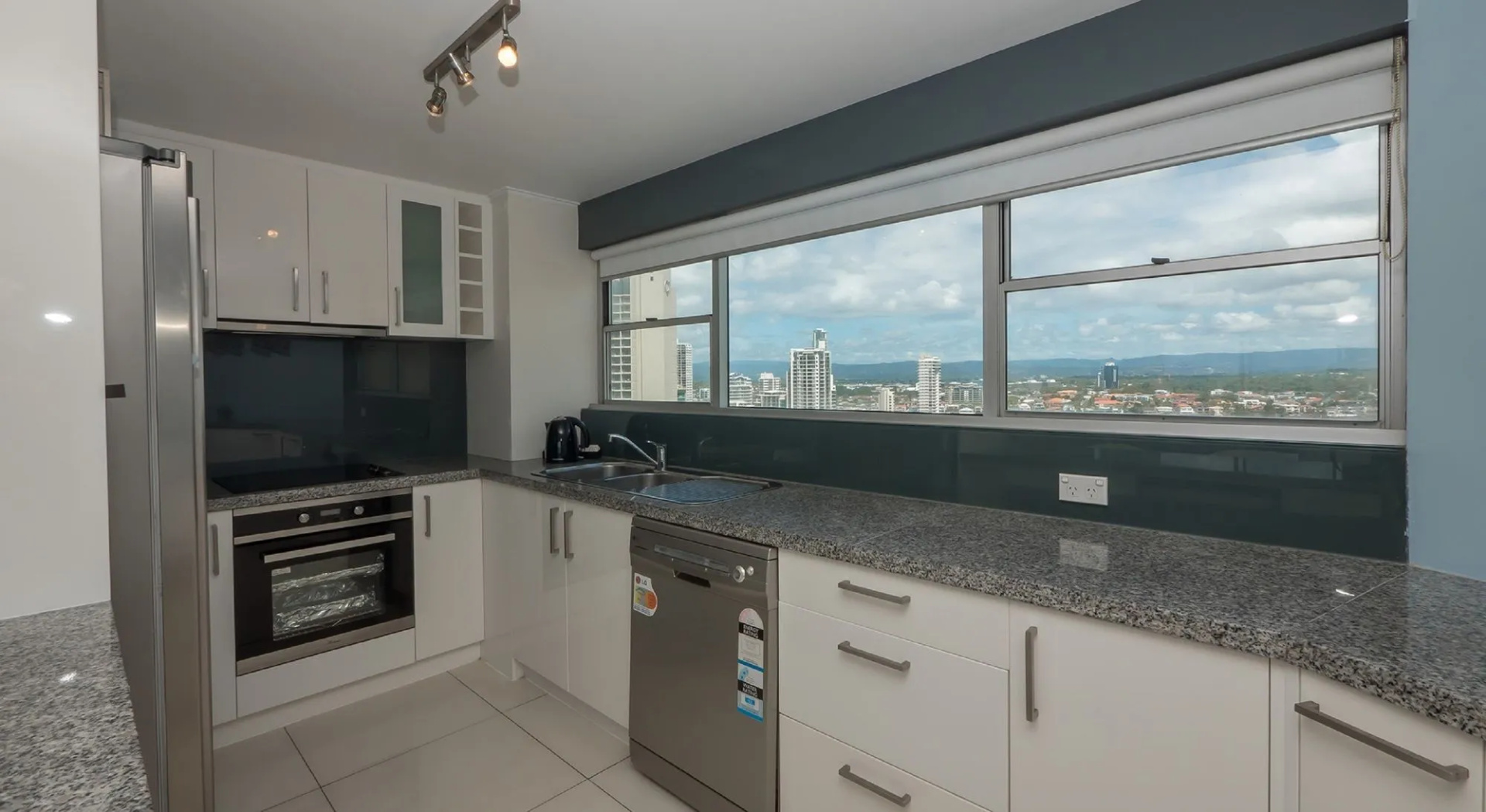 Foto - Pacific Plaza Apartments