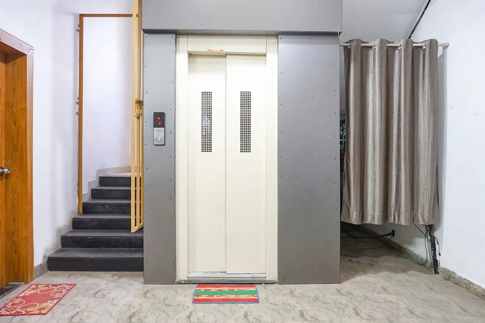 Photo - FabHotel White House