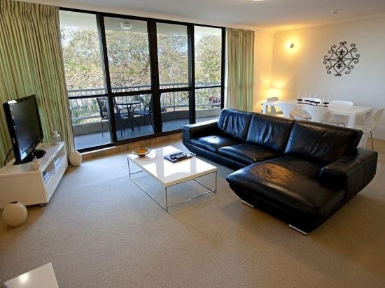 Photo - Kirribilli Riverfront Apartments