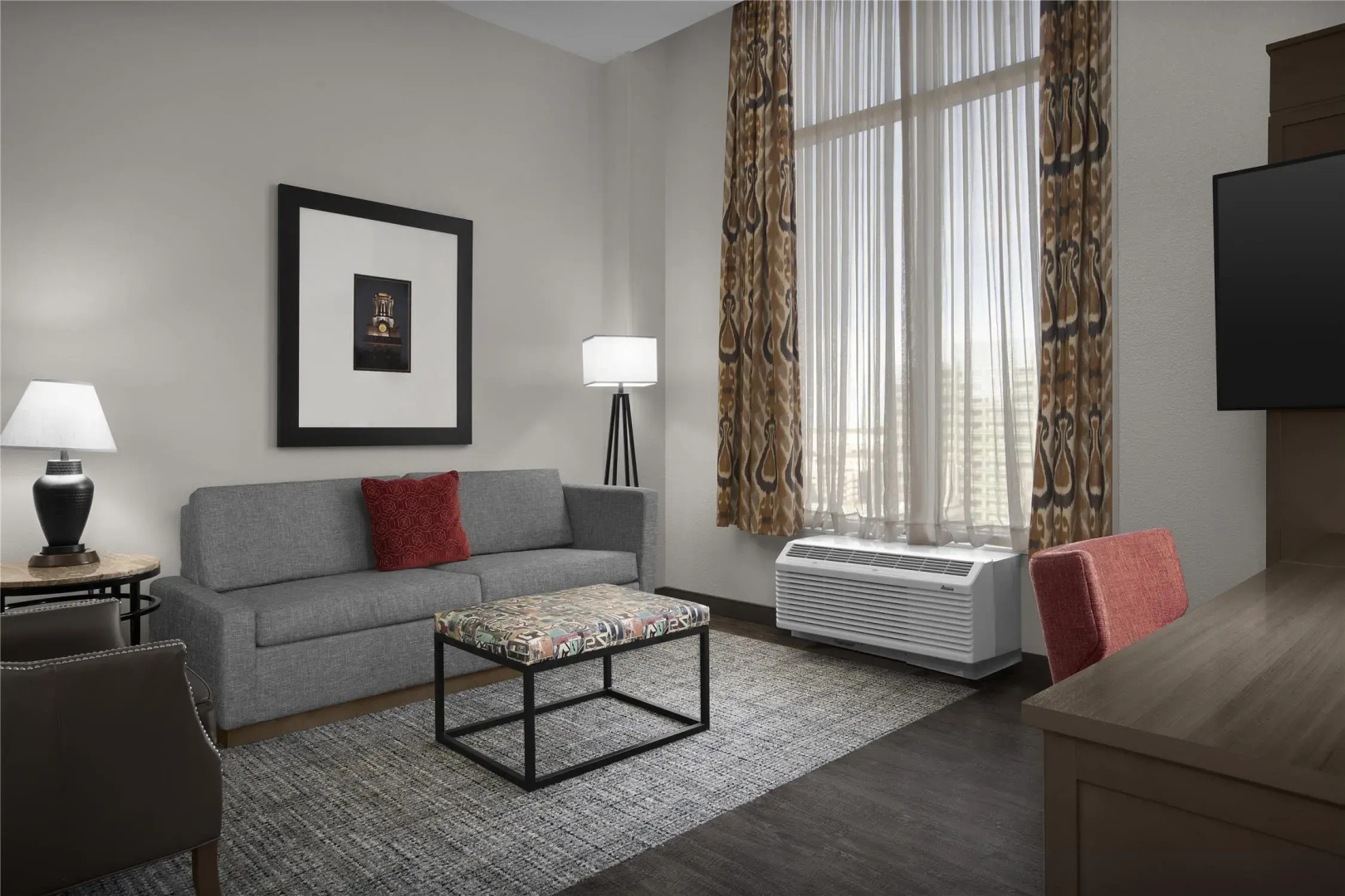 Photo - Hampton Inn & Suites Austin @ The University / Capitol