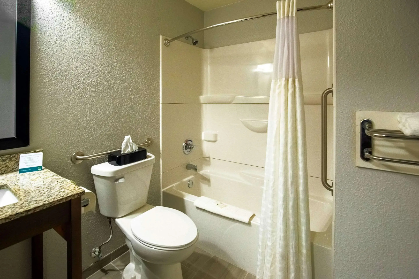 Photo - Quality Inn & Suites Hammond Near I-8090