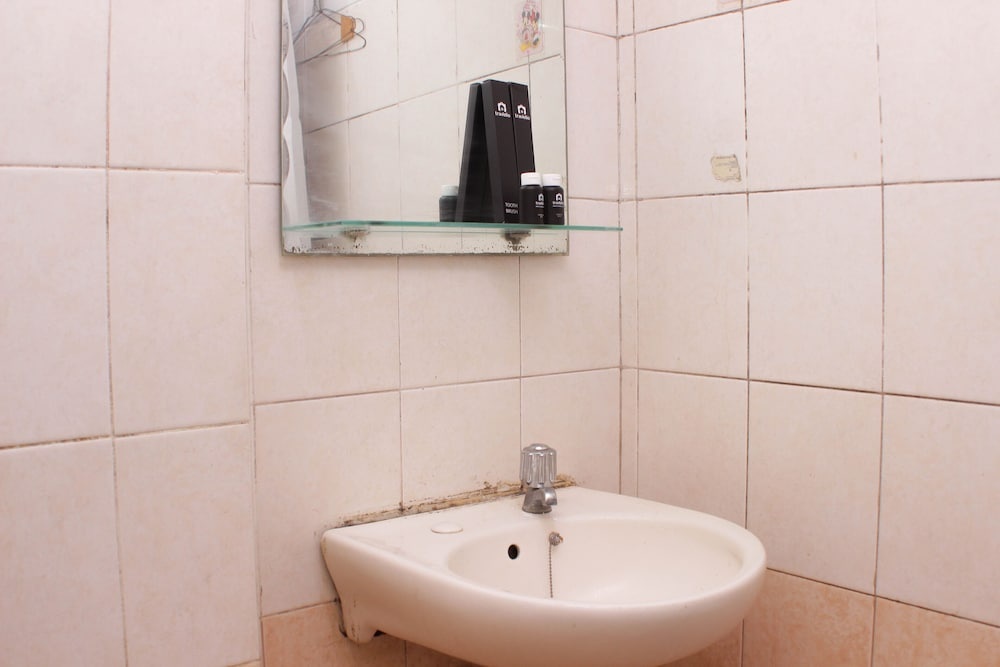 Homey And Comfort Living 2Br At Mediterania Palace Apartment