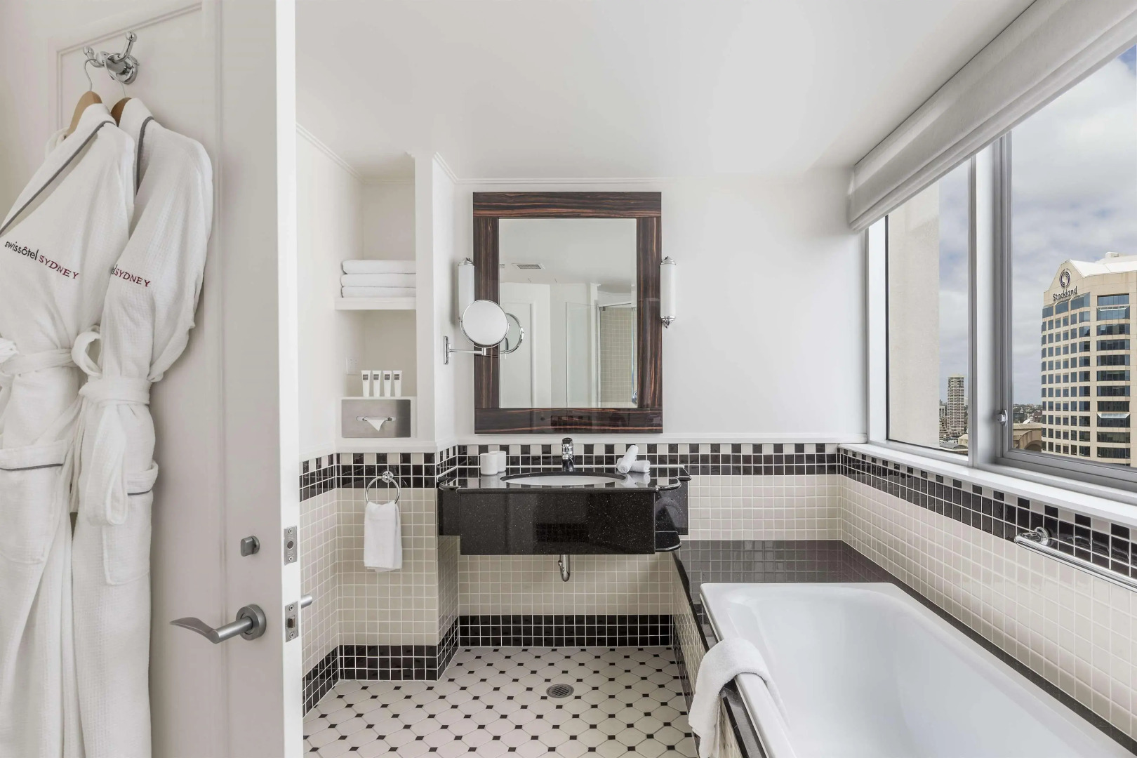 Photo - Swissotel Sydney