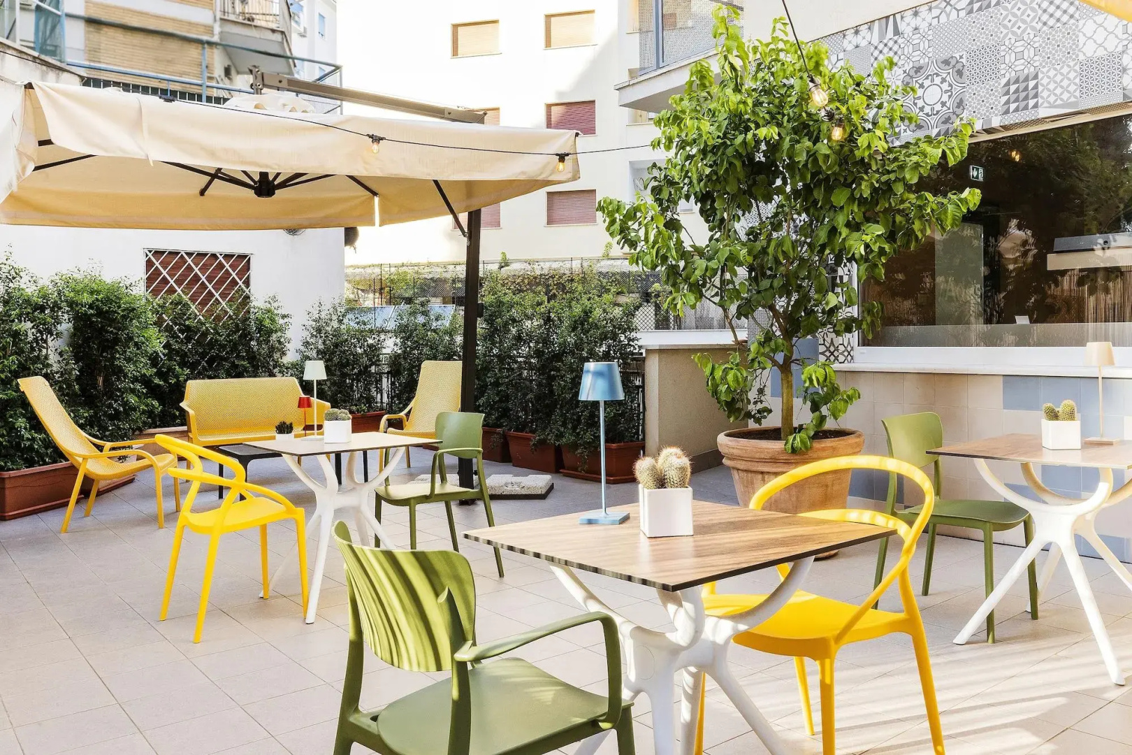 Photo - Adesso Hotel