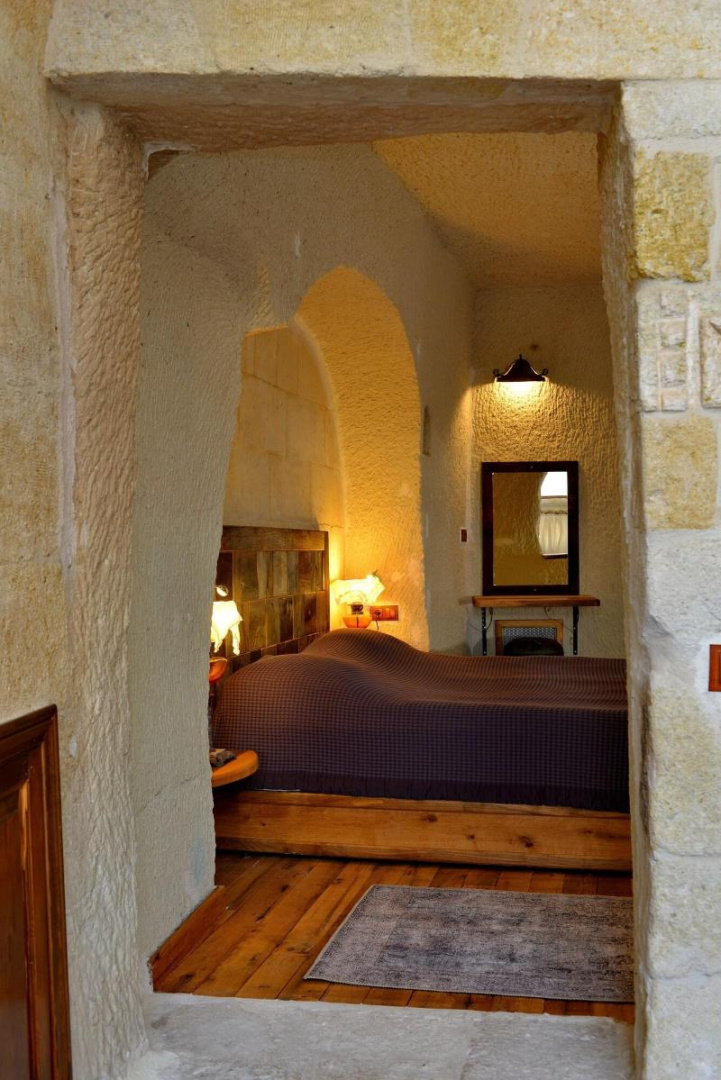 Photo - Seki Cave Hotel