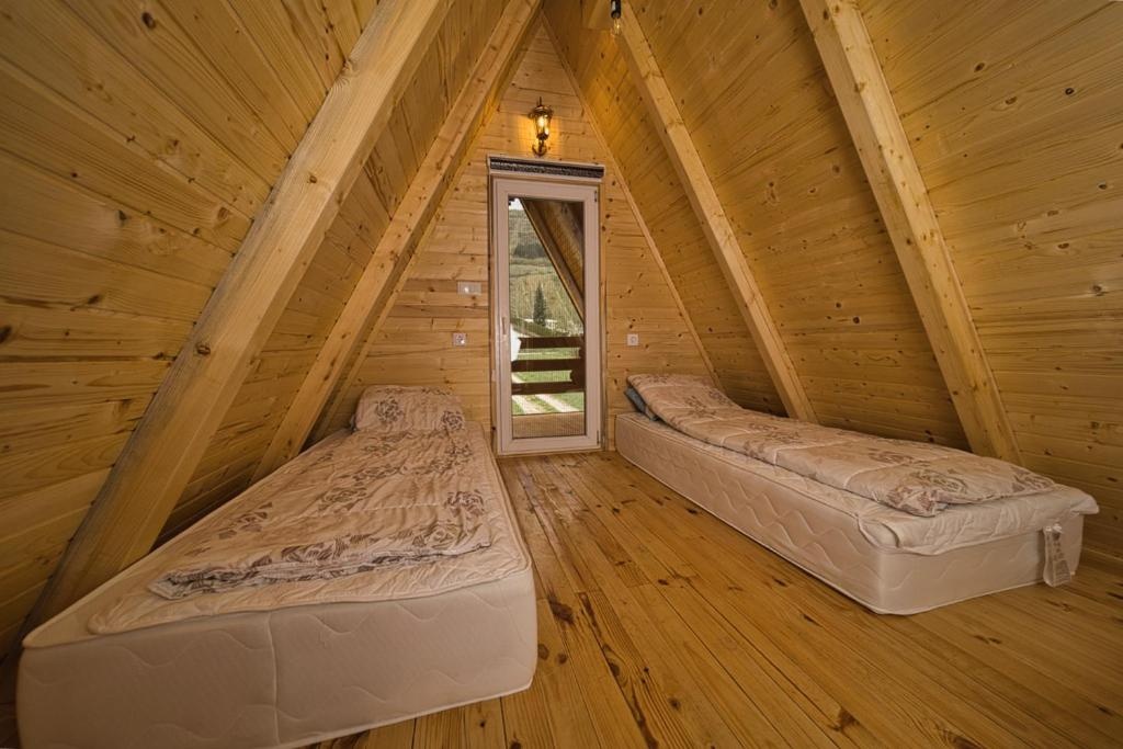 Pyramid Energy House