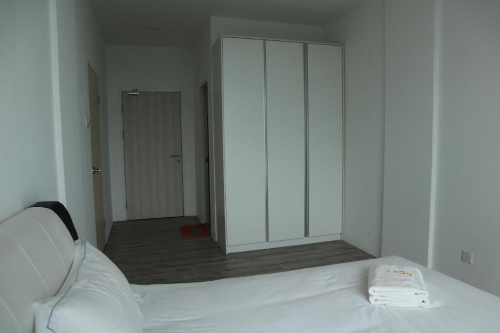 Zen66 Roxy Serviced Apartment