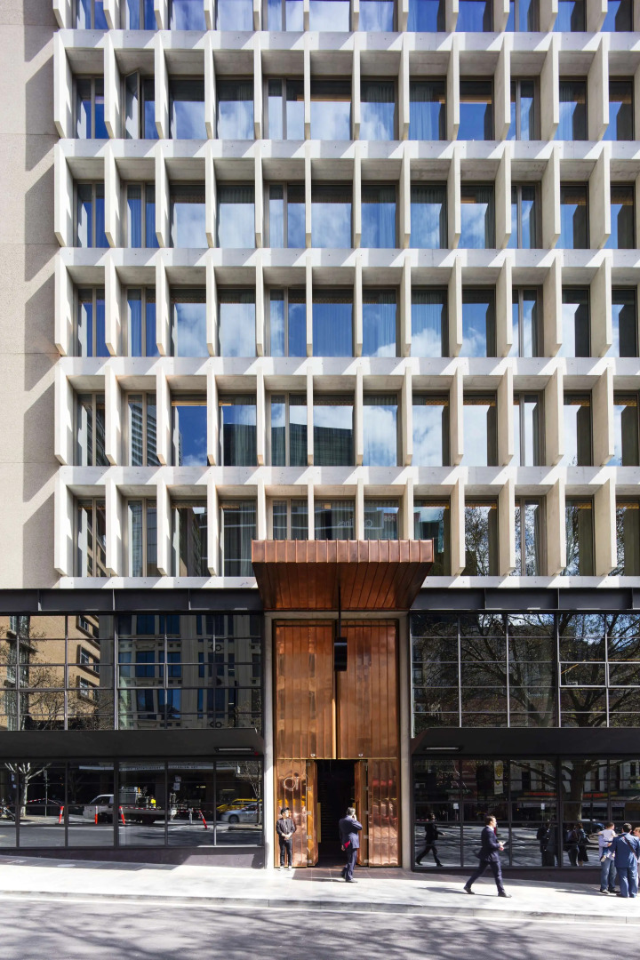 Photo - QT Melbourne