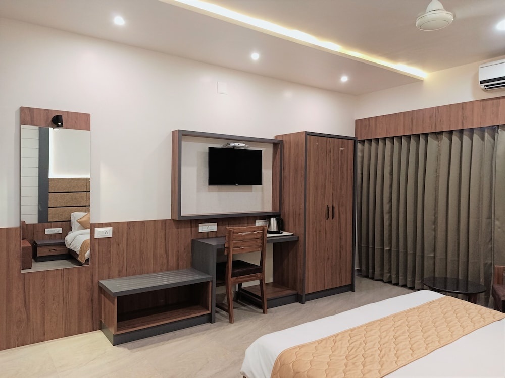 Anil Farms Gir Jungle Resort