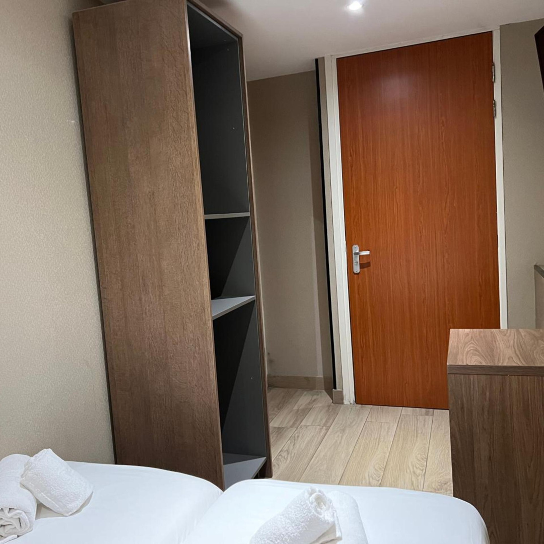 Photo - Blossoms City Hotel