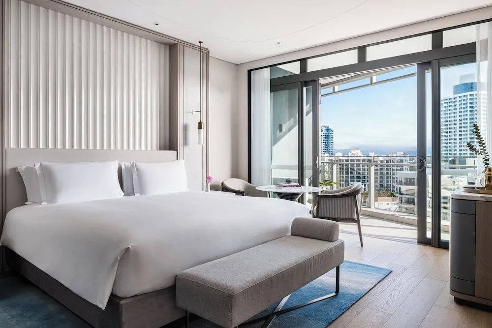 Photo - The Langham, Gold Coast and Jewel Residences