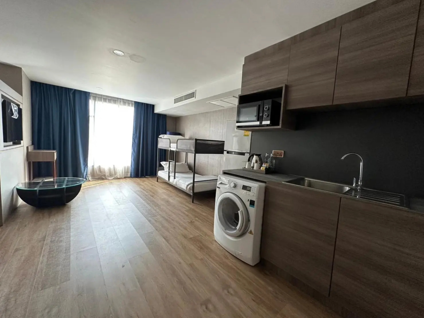 Photo - Citin Sukhumvit 11 Nana Bangkok by Compass Hospitality